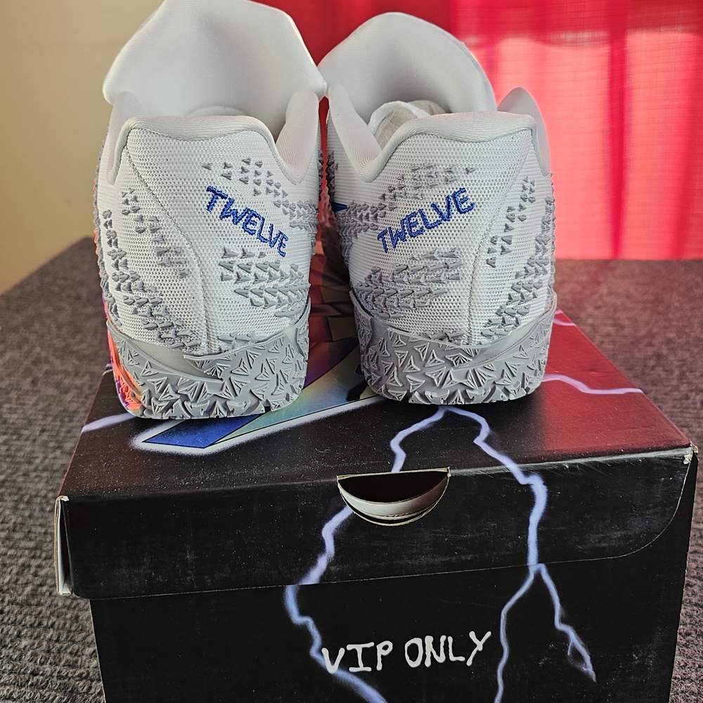 Nike Kids Shoes - White and Pink - Picture 3 of 9